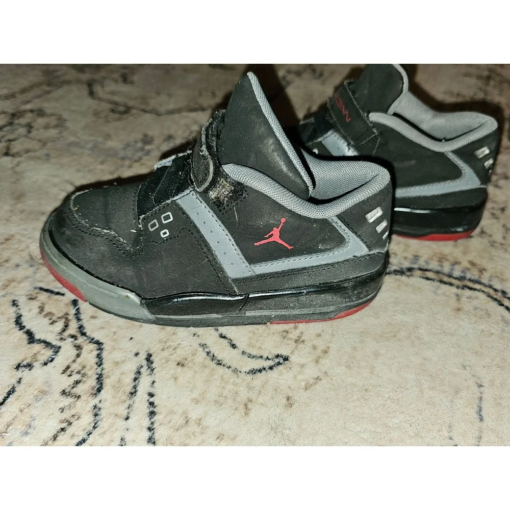 Jordan Flight 45 Kids Black Grey Red Sneakers 317823-021 Size 9C